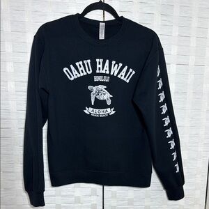 Oahu Hawaii Black Jerzeez Sweatshirt w/Turtle Detail Down the Sleeve Size Small
